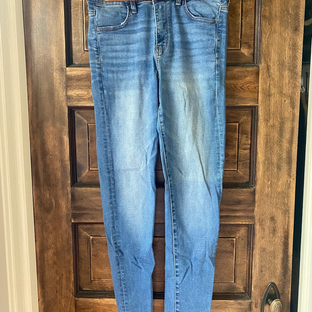 High rise American eagle jegging size 10, medium wash